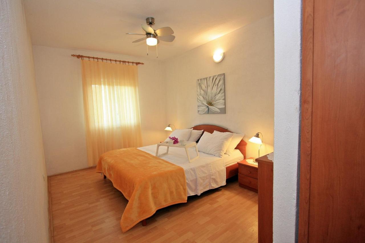 Apartments Omo 1 Supetar Dış mekan fotoğraf