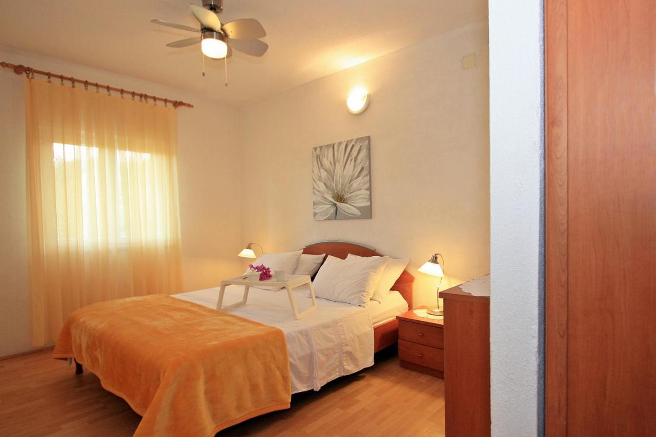 Apartments Omo 1 Supetar Dış mekan fotoğraf